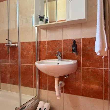 Batinovic Apartment *