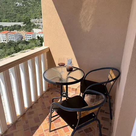 Batinovic Apartment