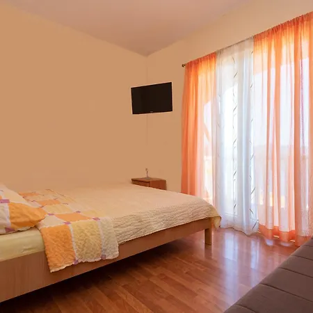 Batinovic Apartment *
